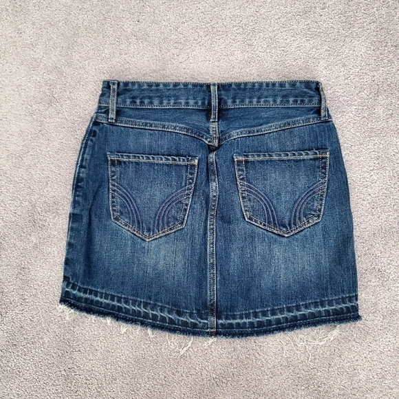 HOLLISTER Denim Skirt - Picture 2 of 4